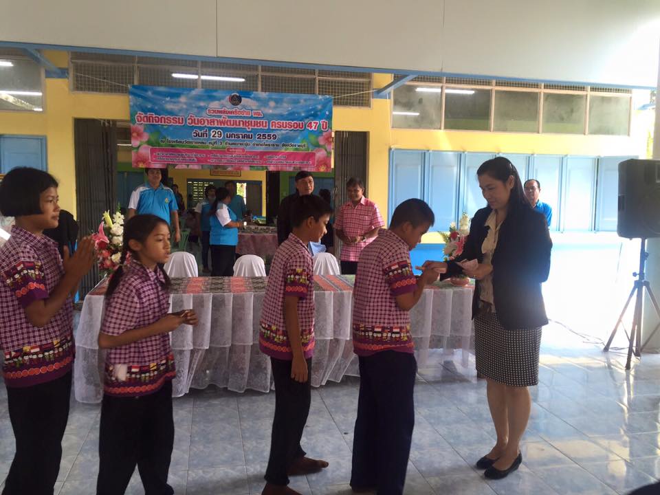 28 มีนาคม 2559  จังหวัดราชบุรี เตรียมความพร้อมโครงการหมู่บ้าน OTOP เพื่อการท่องเที่ยวปี 2559 ร่วมกับผู้นำชุมชนกลุ่มองค์กรในหมู่ที่ 6 บ้านวัดปรกเจริญ อำเภอดำเนินสะดวก จังหวัดราชบุรี ผู้นำอช.และภาคีเครือข่าย ปลัดอบต.วัฒนธรรม สาธารณสุข  กศน.เข้าร่วม