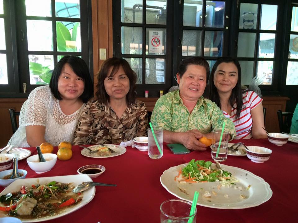 จังหวัดราชบุรี>>5 เม.ย.59 นางสาวนิภา ทองก้อน หัวหน้ากลุ่มงานสารสนเทศ พร้อมเจ้าหน้าที่จากกลุ่มงานสารสนเทศฯ ดำเนินงานเพิ่มประสิทธิภาพและขยายผลโครงการ IQL ให้แก่พัฒนาการอำเภอและพัฒนากรทุกท่าน (โซนตะวันตก) จากอำเภอจอมบึง,สวนผึ้ง และอำเภอบ้านคา ณ ภูผาผึ้งรีสอร