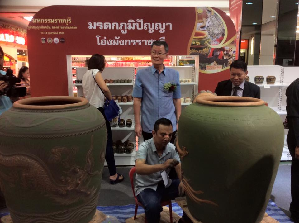 จังหวัดราชบุรี>>5 เม.ย.59 นางสาวนิภา ทองก้อน หัวหน้ากลุ่มงานสารสนเทศ พร้อมเจ้าหน้าที่จากกลุ่มงานสารสนเทศฯ ดำเนินงานเพิ่มประสิทธิภาพและขยายผลโครงการ IQL ให้แก่พัฒนาการอำเภอและพัฒนากรทุกท่าน (โซนตะวันตก) จากอำเภอจอมบึง,สวนผึ้ง และอำเภอบ้านคา ณ ภูผาผึ้งรีสอร