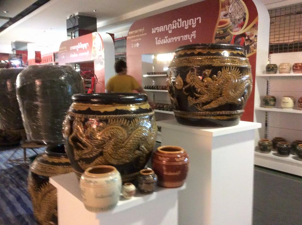 จังหวัดราชบุรี>>5 เม.ย.59 นางสาวนิภา ทองก้อน หัวหน้ากลุ่มงานสารสนเทศ พร้อมเจ้าหน้าที่จากกลุ่มงานสารสนเทศฯ ดำเนินงานเพิ่มประสิทธิภาพและขยายผลโครงการ IQL ให้แก่พัฒนาการอำเภอและพัฒนากรทุกท่าน (โซนตะวันตก) จากอำเภอจอมบึง,สวนผึ้ง และอำเภอบ้านคา ณ ภูผาผึ้งรีสอร