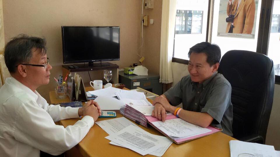 จังหวัดราชบุรี ^__^ วันที่ 12 กุมภาพันธ์ 2559 เวลา 13.30น. นายไพบูลย์ บูรณสันติ พัฒนาการจังหวัดราชบุรี พร้อมด้วยหัวหน้ากลุ่มงานสารสนเทศฯ พัฒนาการอำเภอบางแพได้ให้การสนับสนุนการขับเคลื่อน ศูนย์เรียนรู้บ้านสะพานดำหมู่ที่ 11 ตำบลวัดแก้ว อำเภอบางแพโดยในการลงพื