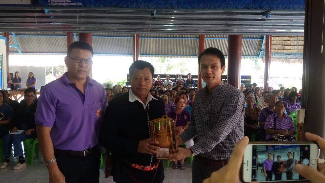 จังหวัดราชบุรี >>วันที่  7 มีนาคม 2559 นายไพบูลย์  บูรณสันติ พัฒนาการจังหวัดราชบุรี ประชุมเชิงปฏิบัติการเจ้าหน้าที่สำนักงานพัฒนาชุมชนจังหวัดราชบุรี รอบ 6 เดือน พร้อมถ่ายทอดตัวชี้วัดตามคำรับรองการปฎิบัติราชการกรมการพัฒนาชุมชนและทบทวนการจัดทำเว็บไซต์และการจ