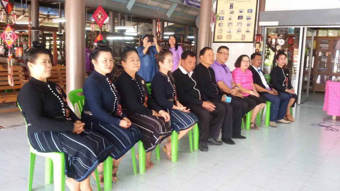 จังหวัดราชบุรี >>วันที่  7 มีนาคม 2559 นายไพบูลย์  บูรณสันติ พัฒนาการจังหวัดราชบุรี ประชุมเชิงปฏิบัติการเจ้าหน้าที่สำนักงานพัฒนาชุมชนจังหวัดราชบุรี รอบ 6 เดือน พร้อมถ่ายทอดตัวชี้วัดตามคำรับรองการปฎิบัติราชการกรมการพัฒนาชุมชนและทบทวนการจัดทำเว็บไซต์และการจ