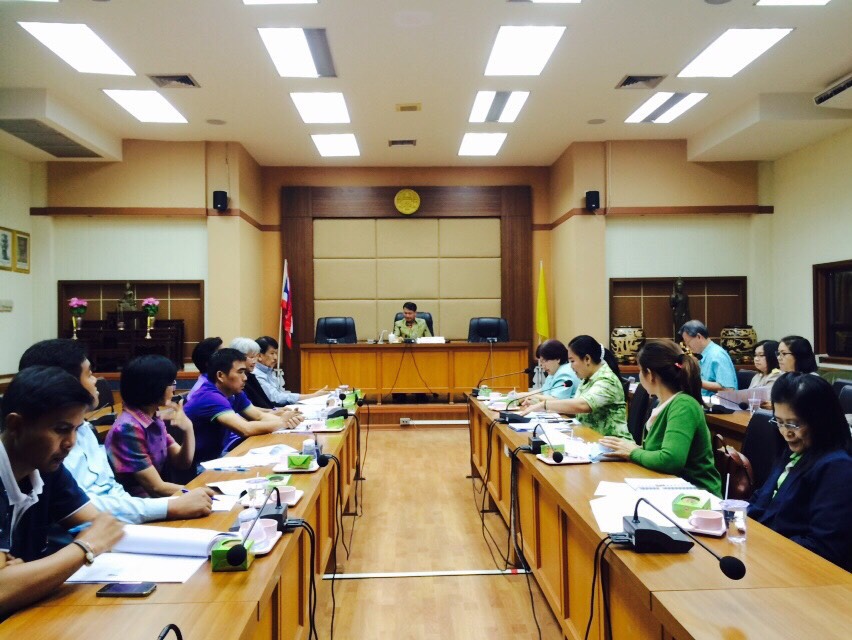 จังหวัดราชบุรี >>วันที่  7 มีนาคม 2559 นายไพบูลย์  บูรณสันติ พัฒนาการจังหวัดราชบุรี ประชุมเชิงปฏิบัติการเจ้าหน้าที่สำนักงานพัฒนาชุมชนจังหวัดราชบุรี รอบ 6 เดือน พร้อมถ่ายทอดตัวชี้วัดตามคำรับรองการปฎิบัติราชการกรมการพัฒนาชุมชนและทบทวนการจัดทำเว็บไซต์และการจ