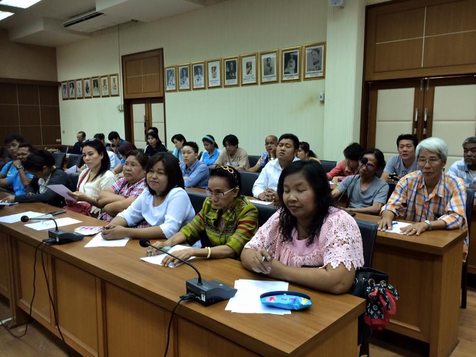 จังหวัดราชบุรี >>> 4 มีนาคม 2559เวลา 10.00น. นายไพบูลย์ บูรณสันติ พัฒนาการจังหวัดราชบุรี เป็นประธานในการประชุมผู้ประกอบการ OTOP เพื่อเตรียมความพร้อมในการจำหน่ายสินค้าในงาน ท่องเที่ยวราชบุรี ของดีเมืองโอ่ง ปี 2559 ระหว่างวันที่ 4-13 มีนาคม 2559 ณ ถนนรอบศา