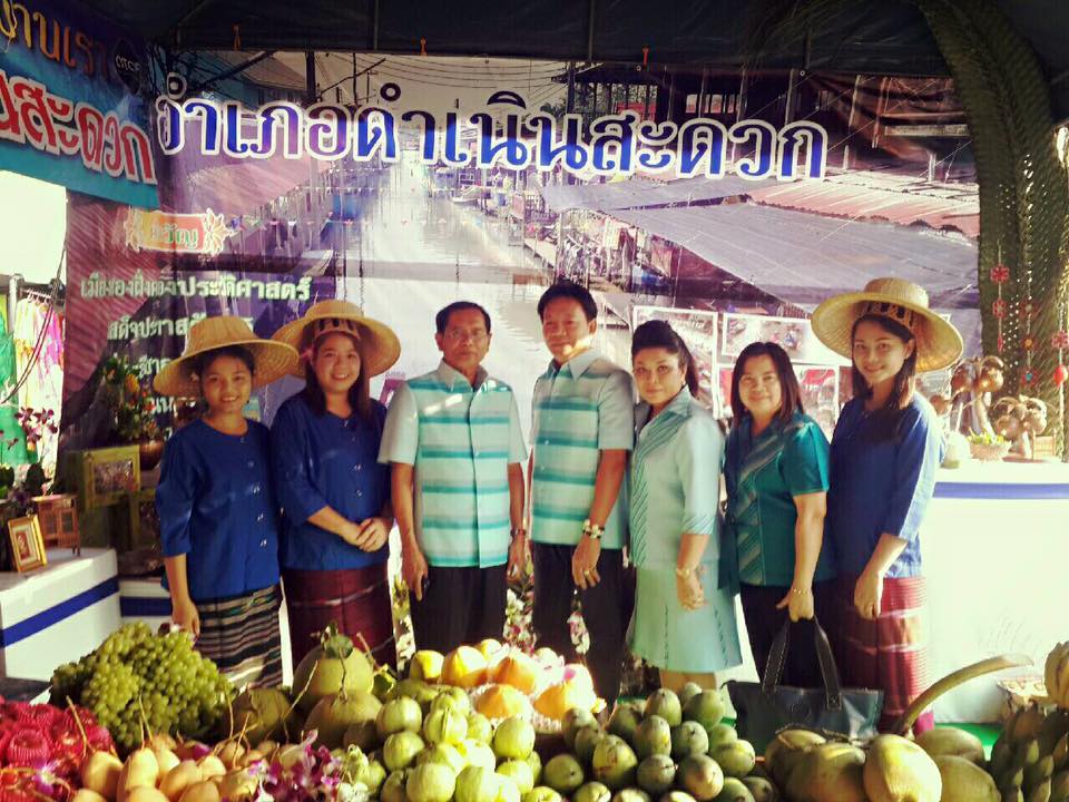 ราชบุรี>>> วันที่ 20 เมษายน  2559 นางสาวนิภา  ทองก้อน หัวหน้ากลุ่มงานสารสนเทศการพัฒนาชุมชน พร้อมด้วยเจ้าหน้าที่กลุ่มงานสารสนเทศฯ ลงพื้นที่อำเภอบ้านโป่ง และอำเภอบางแพ เพื่อสนับสนุนและพัฒนาศักยภาพการดำเนินงานโครงการ IQL ให้แก่พัฒนาการอำเภอและพัฒนากร ณ สพอ.บ