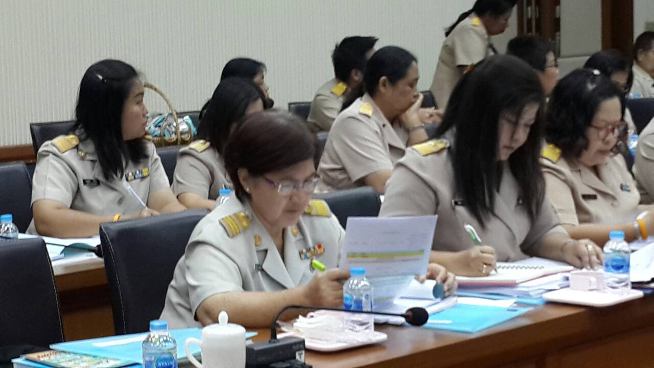 จังหวัดราชบุรี >> วันที่ 21 เม.ย. 59 เวลา 09.00 น. นางสาวนิภา ทองก้อน หัวหน้ากลุ่มงานสารสนเทศการพัฒนาชุมชน พร้อมด้วยเจ้าหน้าที่กลุ่มงานสารสนเทศฯ ลงพื้นที่อำเภอเมืองราชบุรี เพื่อสนับสนุนและพัฒนาศักยภาพการดำเนินงานโครงการ IQL ให้แก่พัฒนาการอำเภอและพัฒนากร