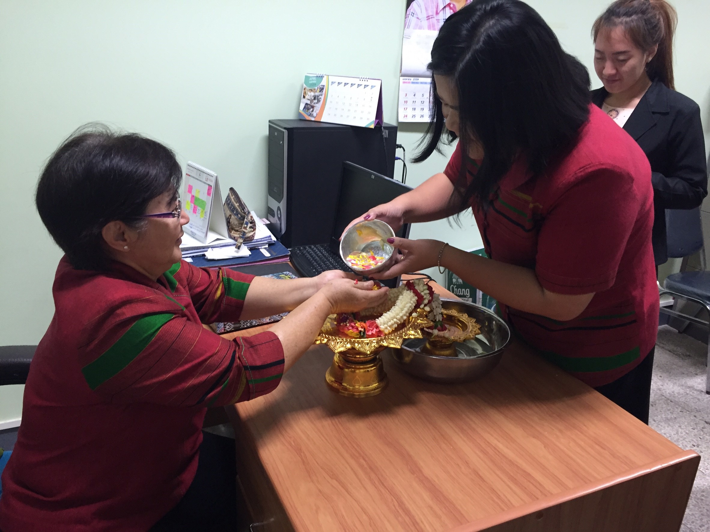 วันที่ 13 พฤษภาคม 2559 เวลา 09.30 น. นายณรงค์ ไพศาลทักษิน รองผู้ว่าราชการจังหวัดราชบุรี เป็นประธานในพิธีเปิดการคัดสรรสุดยอดหนึ่งตำบล หนึ่งผลิตภัณฑ์ไทย ปี พ.ศ. 2559 จังหวัดราชบุรี ณ ห้องประชุม ชั้น 2 (ห้องชวนชม) โรงแรมแพรวอาภาเพลส อำเภอเมืองราชบุรี โดยนางส