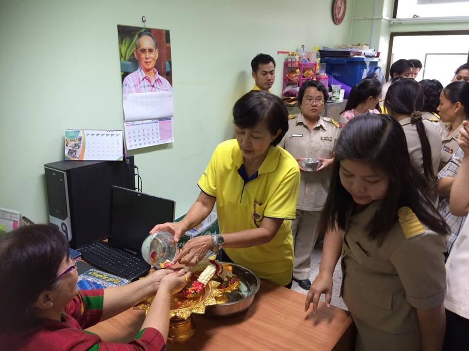 วันที่ 13 พฤษภาคม 2559 เวลา 09.30 น. นายณรงค์ ไพศาลทักษิน รองผู้ว่าราชการจังหวัดราชบุรี เป็นประธานในพิธีเปิดการคัดสรรสุดยอดหนึ่งตำบล หนึ่งผลิตภัณฑ์ไทย ปี พ.ศ. 2559 จังหวัดราชบุรี ณ ห้องประชุม ชั้น 2 (ห้องชวนชม) โรงแรมแพรวอาภาเพลส อำเภอเมืองราชบุรี โดยนางส