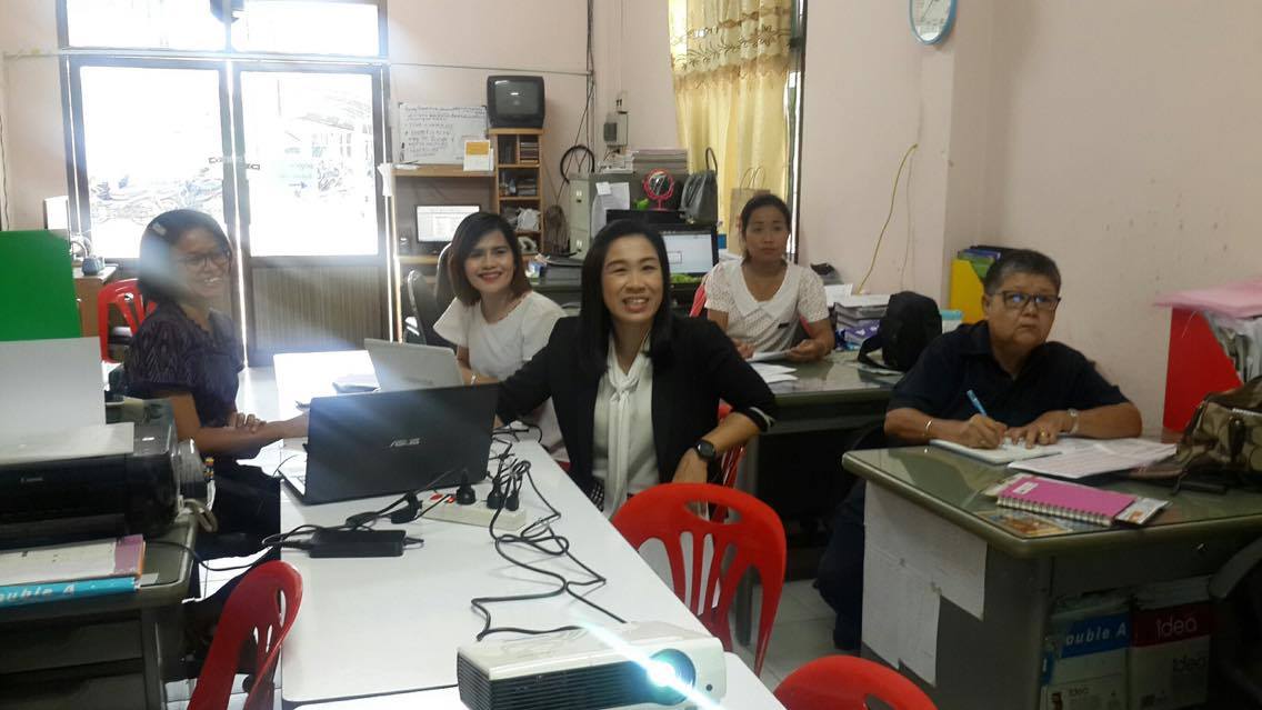 วันนี้ 24 พฤษภาคม 2559 นายสุรพล แสวงศักดิ์ ผู้ว่าราชการจังหวัดราชบุรี เป็นประธานในการประชุม เตรียมความพร้อมในการจัดกิจกรรม “ตลาดประชารัฐเพื่อชุมชน จังหวัดราชบุรี” ระหว่างวันที่ 4-6 มิถุนายน 2559 ณ ตลาดโคยกี๊ราชบุรี 200 ปี