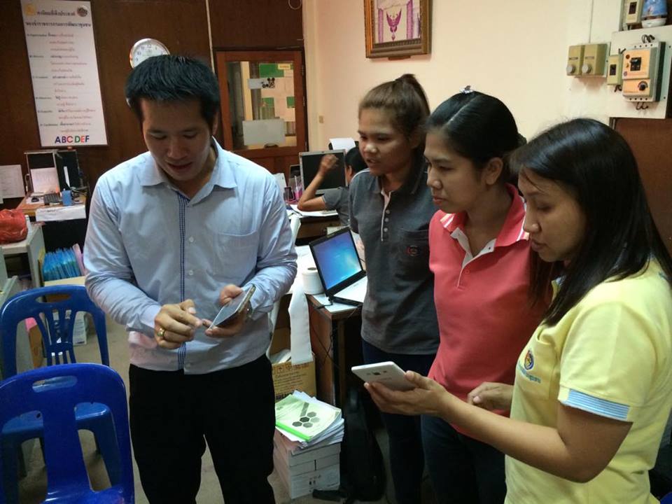 วันที่ 25 พฤษภาคม 2559 เวลา 13:30 น. นายณรงค์ ไพศาลทักษิน รองผู้ว่าราชการจังหวัดราชบุรี เป็นประธานในการประชุมคณะทำงานดำเนินงานโครงการเพิ่มความเข้มแข็งของเศรษฐกิจฐานรากตามแนวทางประชารัฐจังหวัดราชบุรี ครั้งที่ 1 / 2559 ณ ห้องประชุมเล็กอาคารราชบุรีเกมส์ โดยม