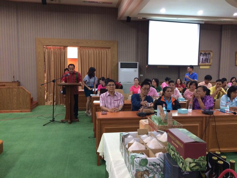 จังหวัดราชบุรี >>>วันที่ 22 ธันวาคม 2559 เวลา 13.30 น.นายสุรพล แสวงศักดิ์ ผู้ว่าราชการจังหวัดราชบุรี มอบหมายให้ นายสุทธิรักษ์ หงสะมัต รักษาราชการแทนพัฒนาการจังหวัดราชบุรี เป็นประธานในการประชุมคณะอนุกรรมการบริหารกองทุนพัฒนาบทบาทสตรีระดับจังหวัด เพื่อพิจารณ