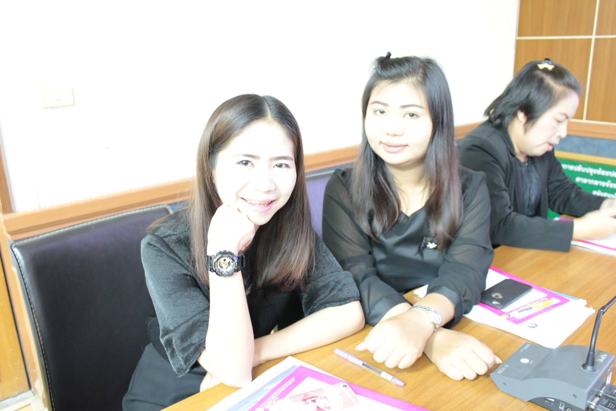 วันที่ 21 ธันวาคม 2559 เวลา 18.00 น. นายสุรพล แสวงศักดิ์ ผู้ว่าราชการจังหวัดราชบุรี เป็นประธานเปิดงาน “ราด-รี” มีดีต้องโชว์ The Soul of Ratchaburi เที่ยวสุขใจใกล้แค่เอื้อม @ราชบุรี ณ ริมเขื่อนรัฐประชารัฐพัฒนาบริเวณลานเด็กดิน สำหรับกิจกรรมในงานประกอบไปด้วย