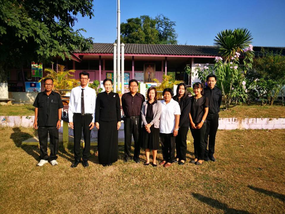 ราชบุรี >> วันนี้ 24 มกราคม 2560 เวลา 13.00 น. นายกิจจา กาญจนะวีระ ผู้ตรวจราชการกรมการพัฒนาชุมชน (เขตตรวจราชการที่4) ประชุมชี้แจงแนวทางการดำเนินงานของสำนักงานพัฒนาชุมชนจังหวัดราชบุรี โดยมีนางสาวนิภา ทองก้อน หัวหน้ากลุ่มงานสารสนเทศ รักษาราชการในตำแหน่งหัวห