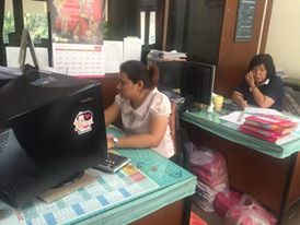 จังหวัดราชบุรี >> วันที่ 4 มีนาคม 2559 เวลา 17.00 น. นายณรงค์ ไพศาลทักษิน รองผู้ว่าราชการจังหวัดราชบุรี เป็นประธานในการประกวดบูท OTOP ของดีบ้านเรา ในงานท่องเที่ยวราชบุรีของดีเมืองโอ่ง ปี2559‬ ‪ ระหว่างวันที่ 4‬-13 มีนาคม 2559 บริเวณ‎ถนนรอบศาลากลางจังหวัดร