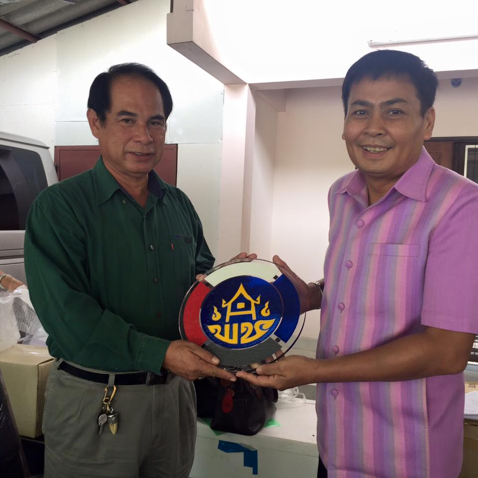 จังหวัดราชบุรี >>> วันที่ 6 มีนาคม 2559 เวลา 18.00 น. นายสุรพล แสวงศักดิ์ ผู้ว่าราชการจังหวัดราชบุรี เป็นประธานในการเปิดการประกวดส้มตำลีลาเมืองโอ่ง ของสตรีอาสาฯ จากทุกอำเภอ สำหรับในการประกวดครั้งนี้ นายณรงค์ ไพศาลทักษิน รองผู้ว่าราชการจังหวัดราชบุรี นางณิ