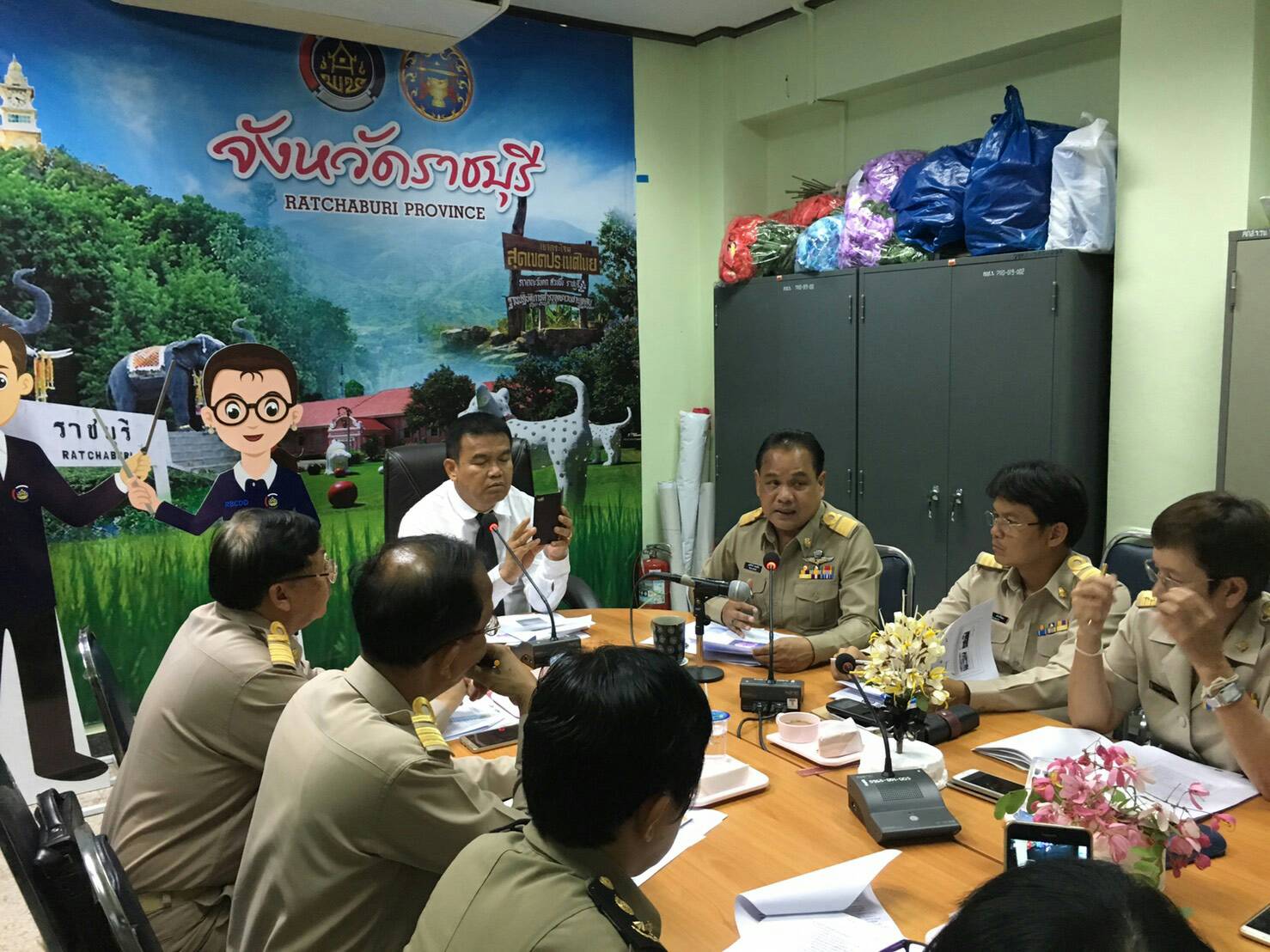 ประชุมเตรียมความพร้อมของ คณะทำงานฝ่ายจัดทำดอกไม้จันทน์ของประชาชนในส่วนภูมิภาค