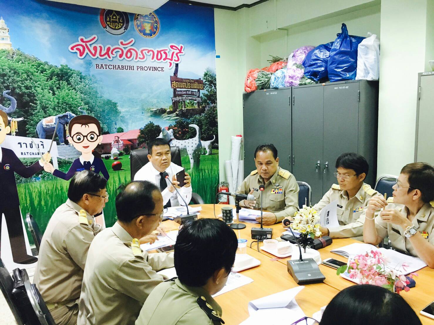 ประชุมเตรียมความพร้อมของ คณะทำงานฝ่ายจัดทำดอกไม้จันทน์ของประชาชนในส่วนภูมิภาค