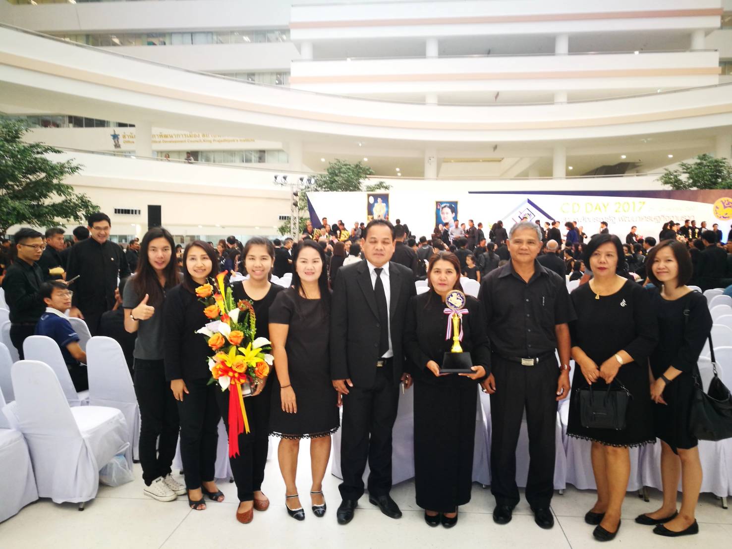 สำนักงานพัฒนาชุมชนจังหวัดราชบุรีรับรางวัลชนะเลิศการประกวดเว็ปไซต์ดีเด่น ในงาน มหกรรมสานพลังประชารัฐพัฒนาเศรษฐกิจฐานราก (CD Day 2017)