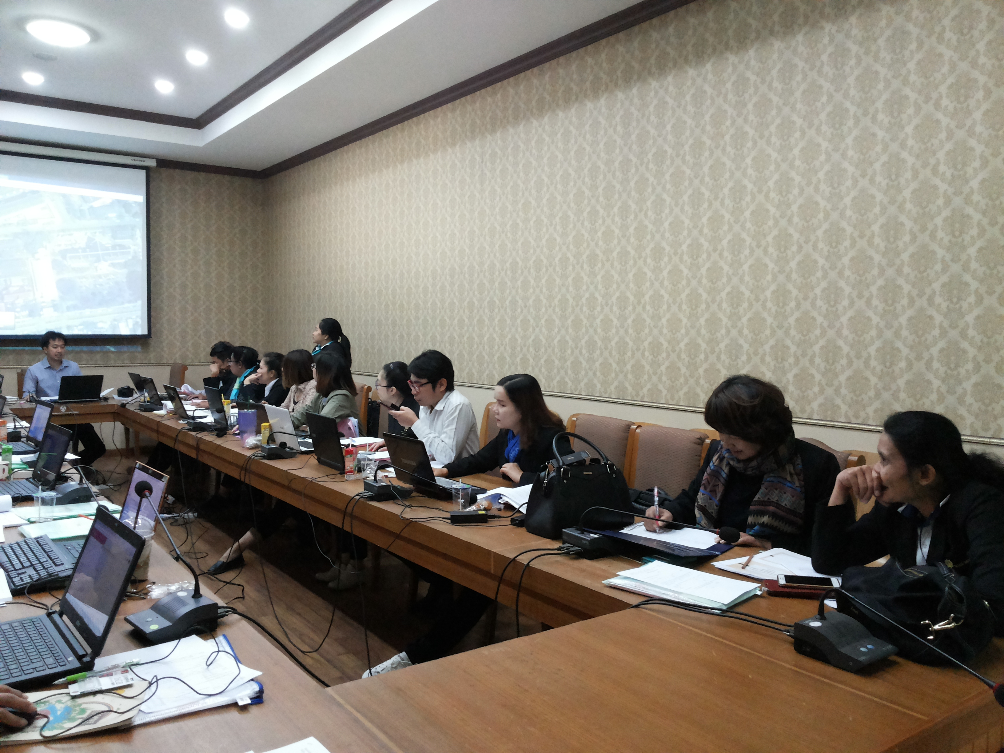 จังหวัดราชบุรี จัดประชุมเชิงปฏิบัติการจัดทำสารสนเทศสัมมาชีพชุมชนระดับจังหวัด