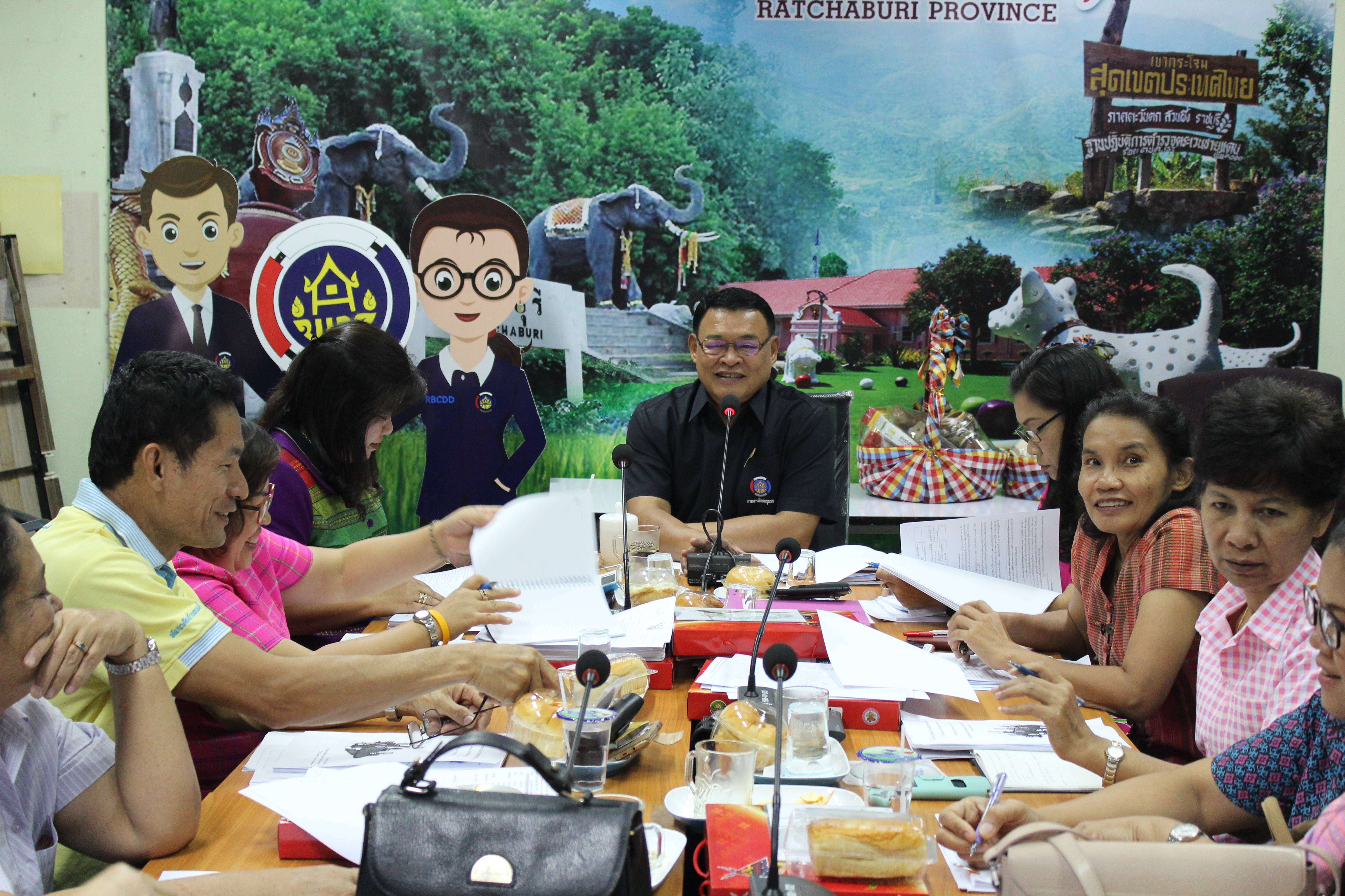 ราชบุรี “ประชุมสำนักงานพัฒนาชุมชนจังหวัดราชบุรี”