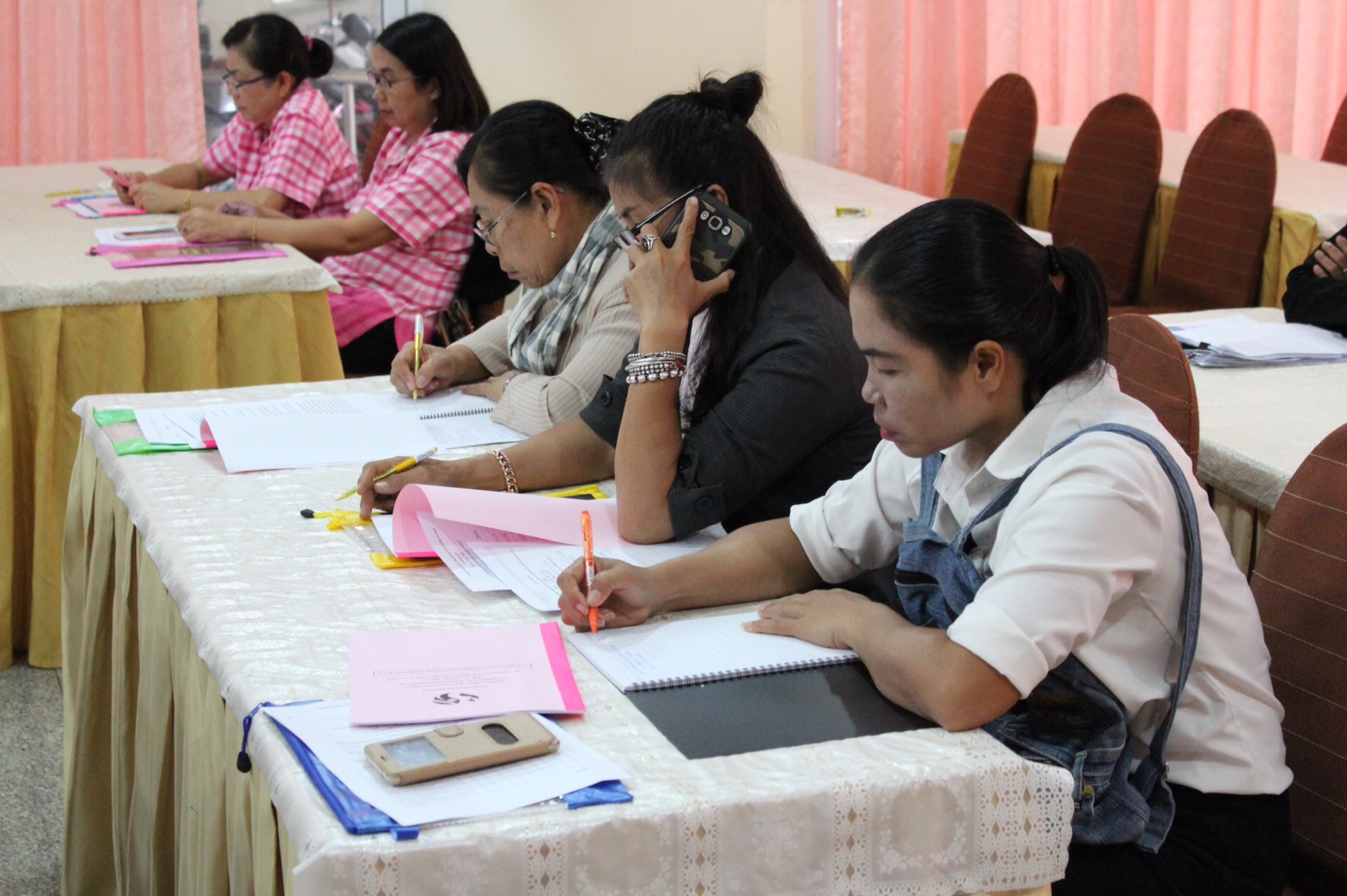 ราชบุรี “เพิ่มประสิทธิภาพด้านการบริหารจัดการกองทุนพัฒนาบทบาทสตรีตามหลักธรรมาภิบาล”