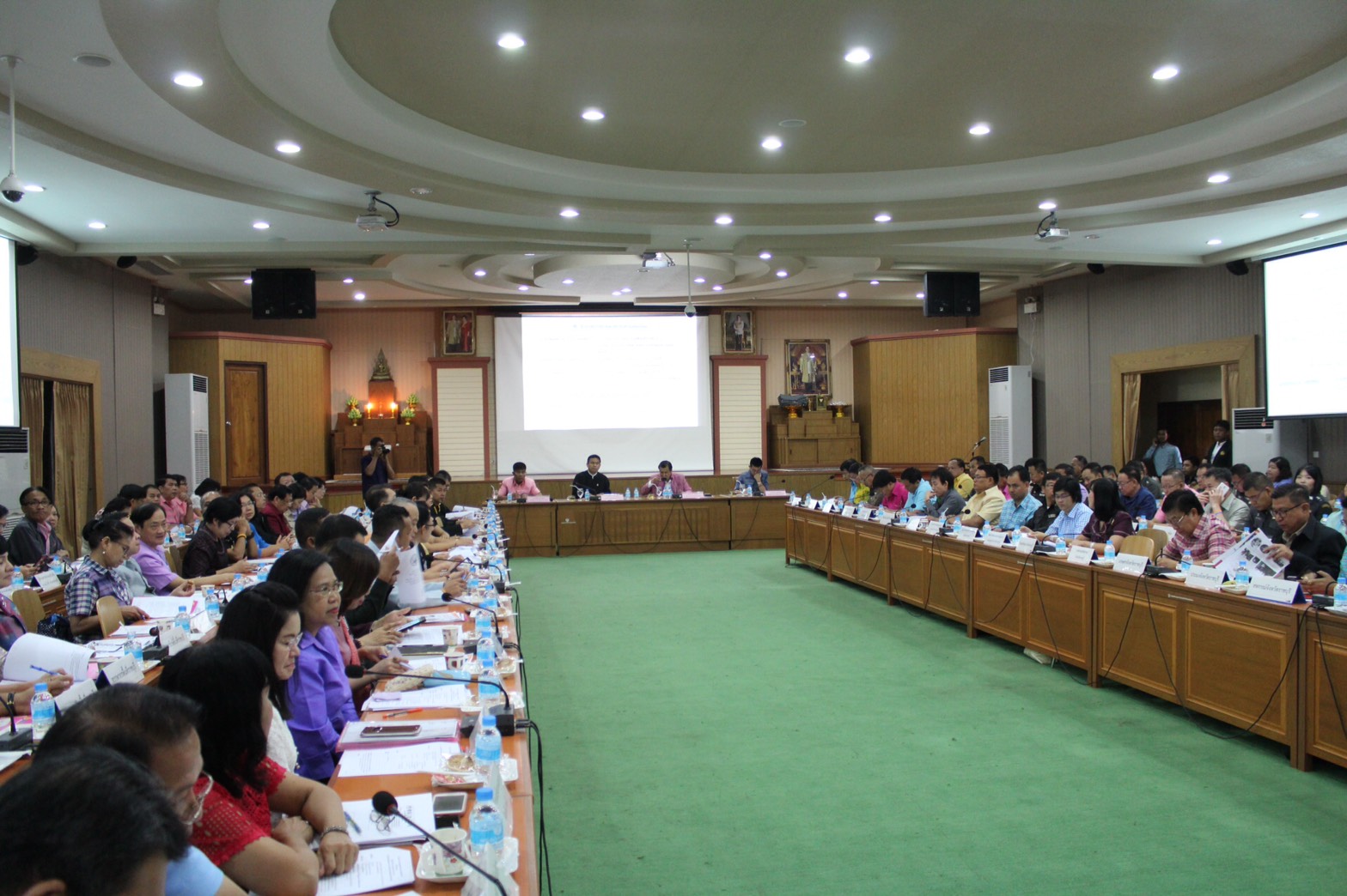 ราชบุรี “จังหวัดราชบุรีประชุมหัวหน้าส่วนราชการเพื่อรับทราบผลการปฏิบัติงานเดือนที่ผ่านมา”