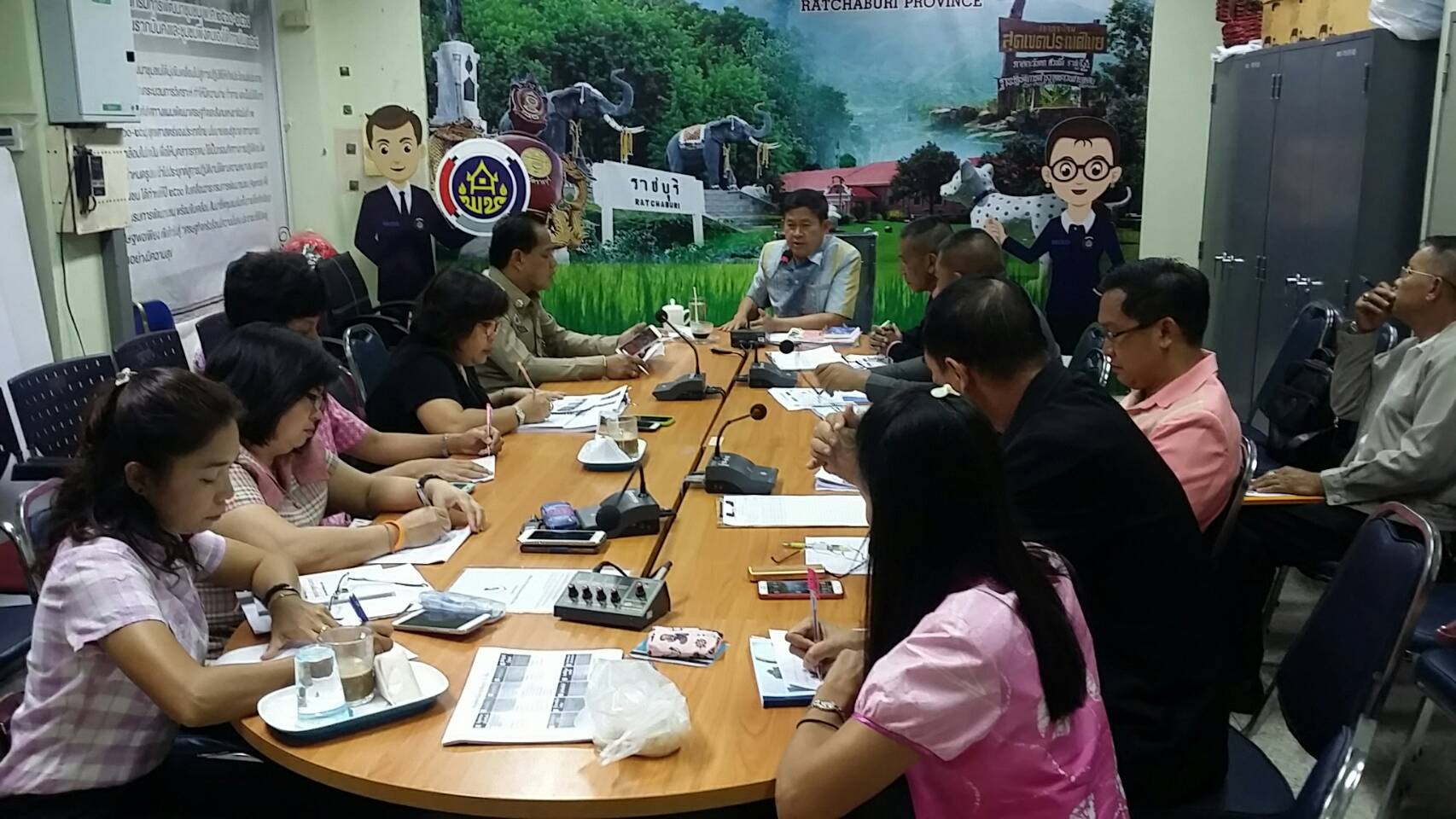 ราชบุรี “ประชุมคณะเลขา การขับเคลื่อนการพัฒนาประเทศตามโครงการไทยนิยม ยั่งยืน จังหวัดราชบุรี”