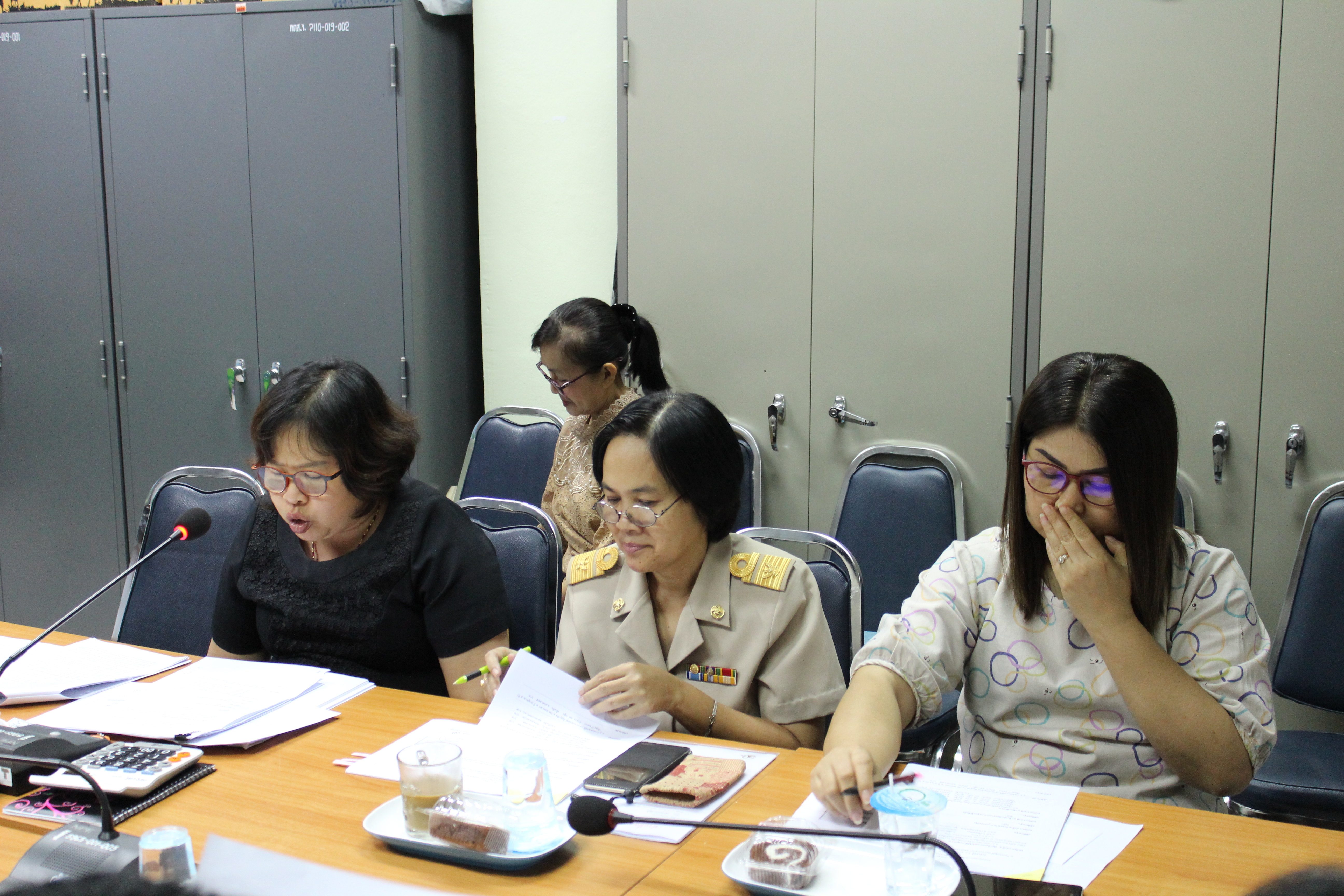 ราชบุรี”ประชุมคณะอนุกรรมการบริหารกองทุนพัฒนาบทบาทสตรีจังหวัดราชบุรี ครั้งที่ 1 / 2561″