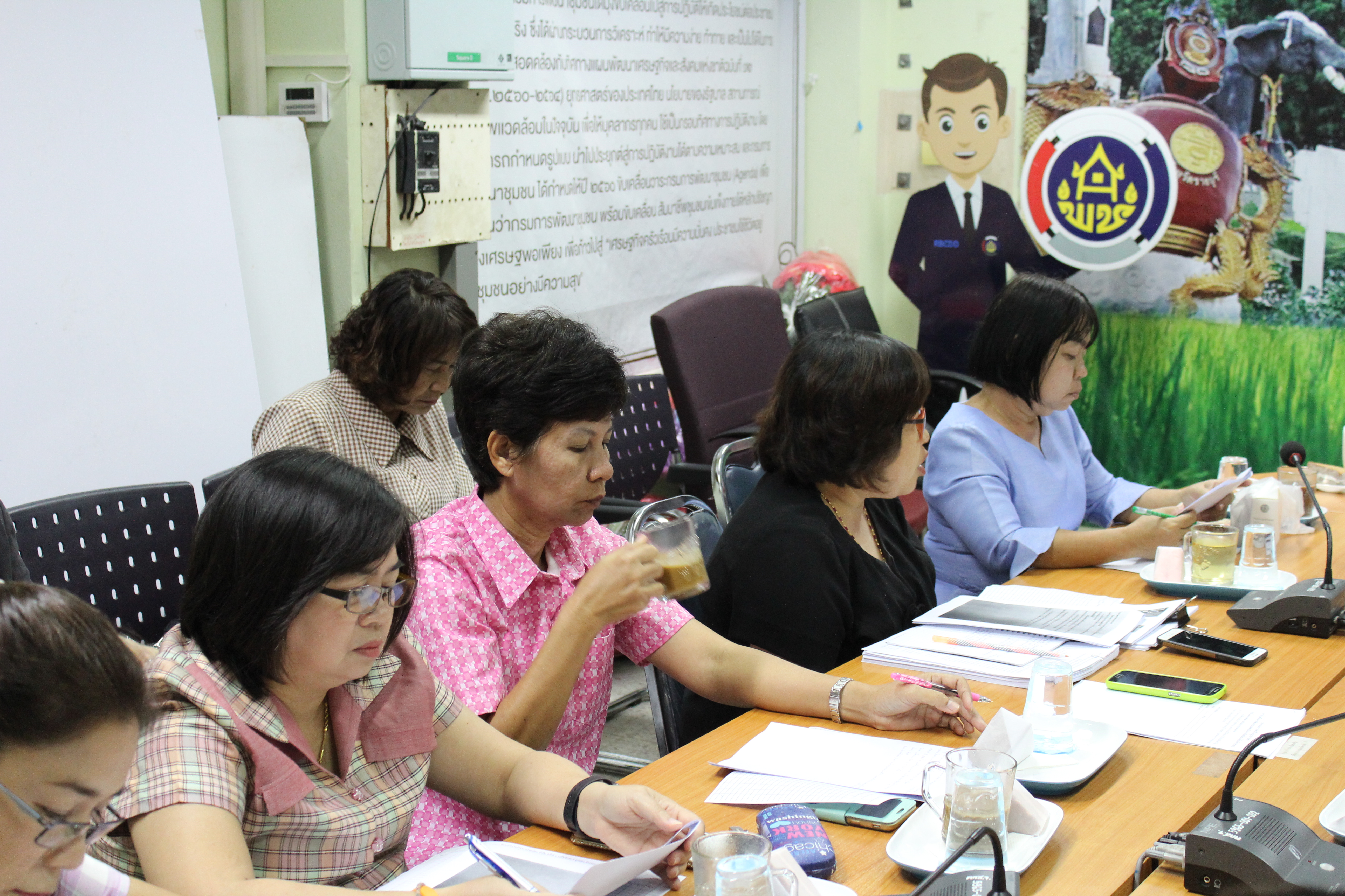 ราชบุรี “ประชุมคณะเลขา การขับเคลื่อนการพัฒนาประเทศตามโครงการไทยนิยม ยั่งยืน จังหวัดราชบุรี”