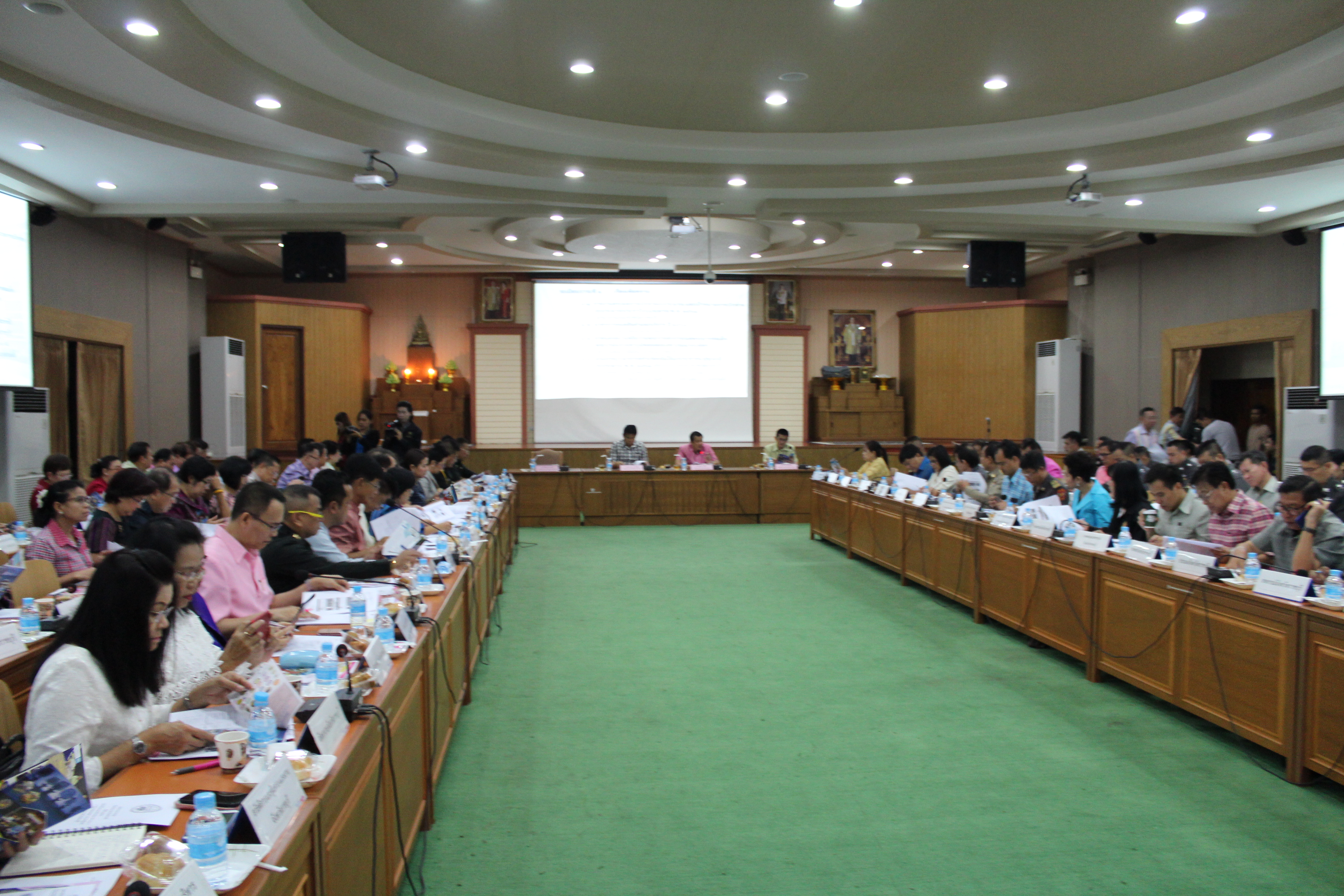 ราชบุรี “จังหวัดราชบุรีประชุมหัวหน้าส่วนราชการเพื่อรับทราบผลการปฏิบัติงานเดือนที่ผ่านมา”