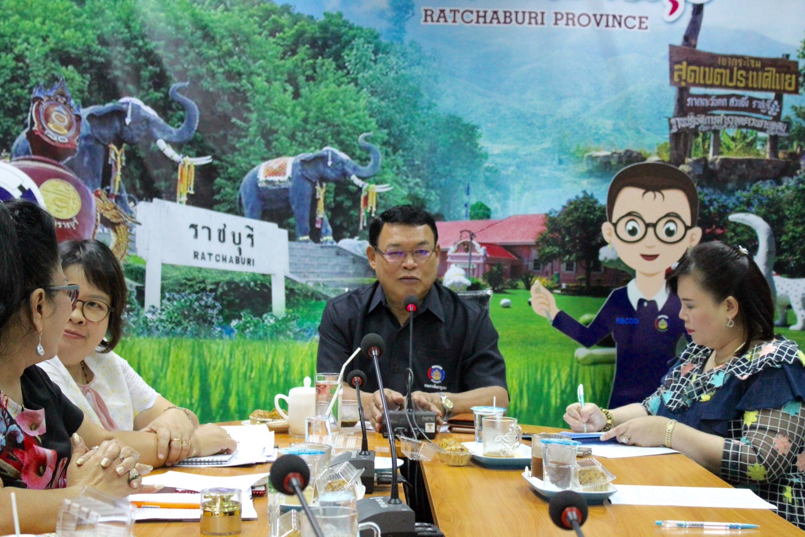 ราชบุรี “ประชุมขับเคลื่อนกองทุนพัฒนาบทบาทสตรี ครั้งที่ พิเศษ/2561 “