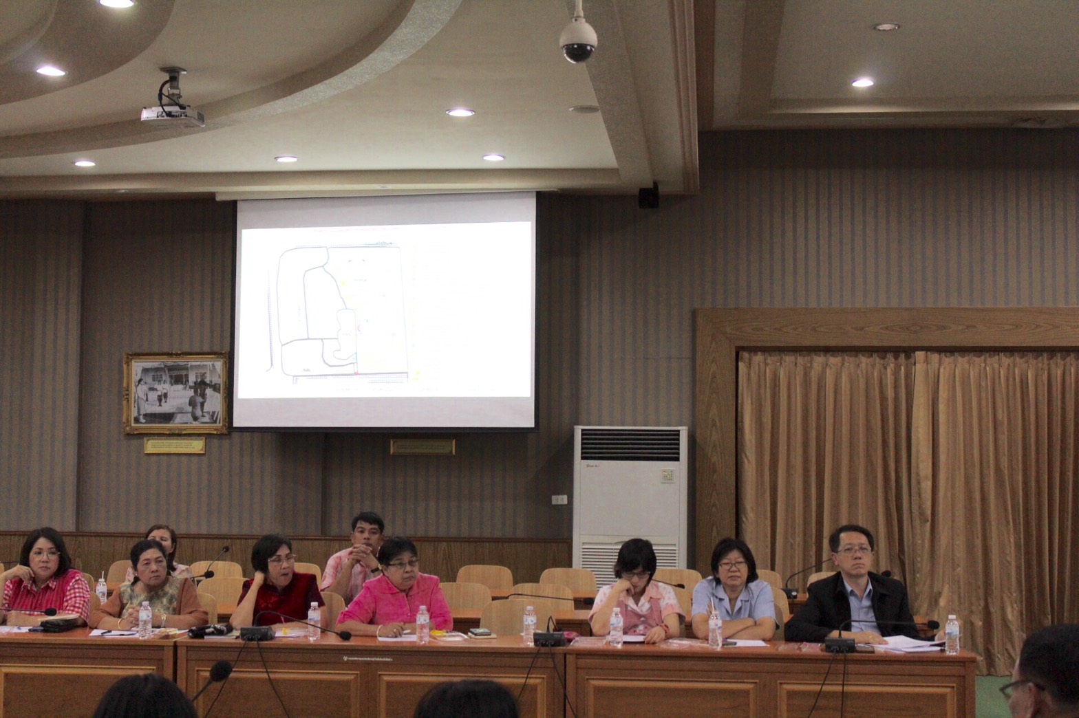 ราชบุรี “ประชุมขับเคลื่อนงาน ท่องเที่ยวราชบุรี ของดีเมืองโอ่ง และงานกาชาด ประจำปี 2561 “