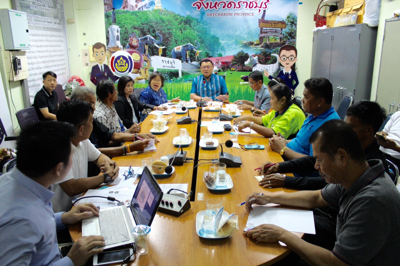 ราชบุรี “ประชุมขับเคลื่อนงานอาสาพัฒนาชุมชน”