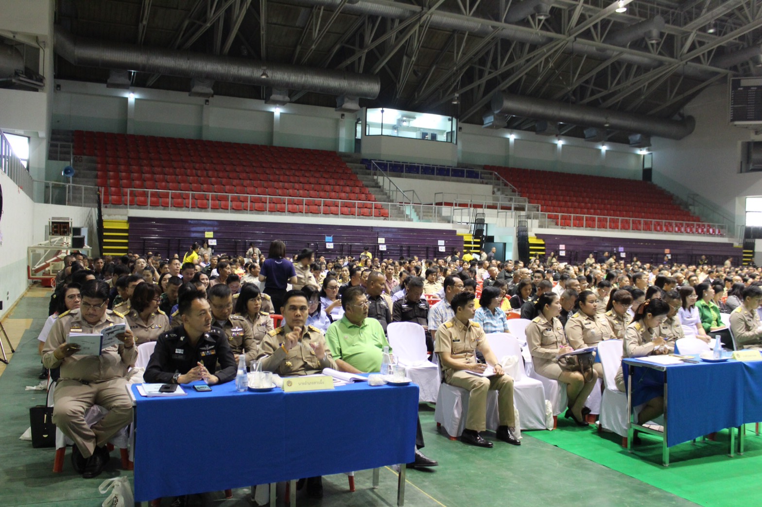 ราชบุรี “ประชุมถ่ายทอดการปฏิบัติงานแก่คณะกรรมการขับเคลื่อนการพัฒนาประเทศ ตามโครงการไทยนิยม ยั่งยืน จังหวัดราชบุรี”