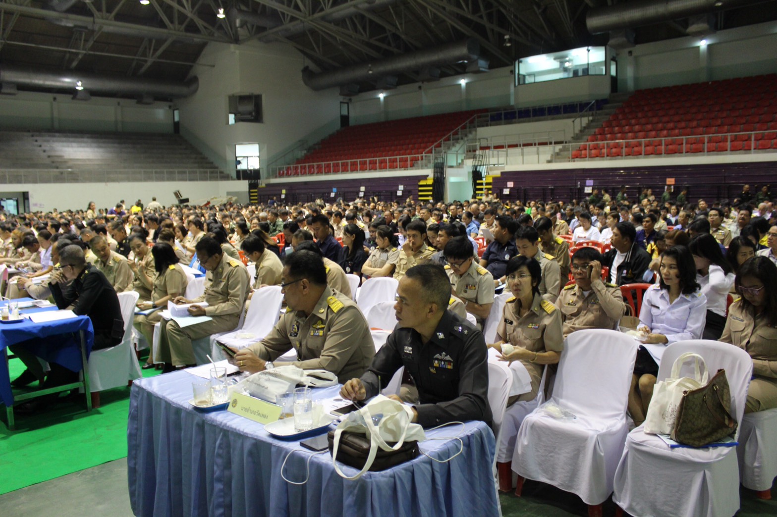 ราชบุรี “ประชุมถ่ายทอดการปฏิบัติงานแก่คณะกรรมการขับเคลื่อนการพัฒนาประเทศ ตามโครงการไทยนิยม ยั่งยืน จังหวัดราชบุรี”