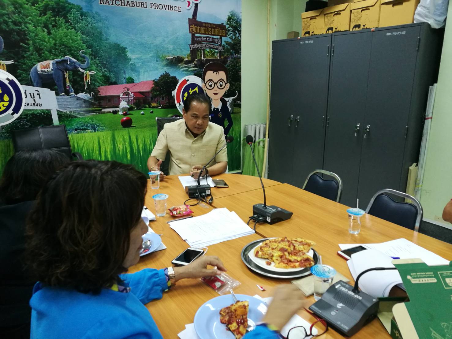 ราชบุรี  ประชุมเตรียมความพร้อมการจัดงาน “ท่องเที่ยวราชบุรีของดีเมืองโอ่ง และงานกาชาด ประจำปี 2561