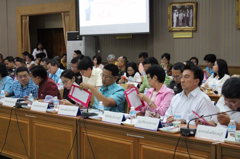 วันที่ 29 พย. 2560 จังหวัดราชบุรี “เดินหน้ารณรงค์ประชาสัมพันธ์การจัดเก็บข้อมูล จปฐ.”