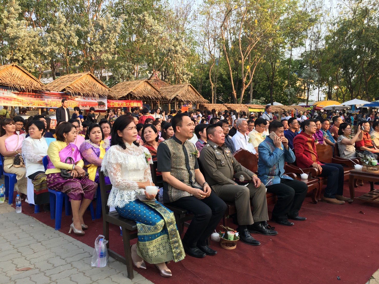 วันที่ 25 มีนาคม 2561 อธิบดีกรมการพัฒนาชุมชน เปิดงาน “ OTOP วิถีชุมชนคนราชบุรี” ในงาน ท่องเที่ยวราชบุรีของดีเมืองโอ่ง และงานกาชาดประจำปี 2561″