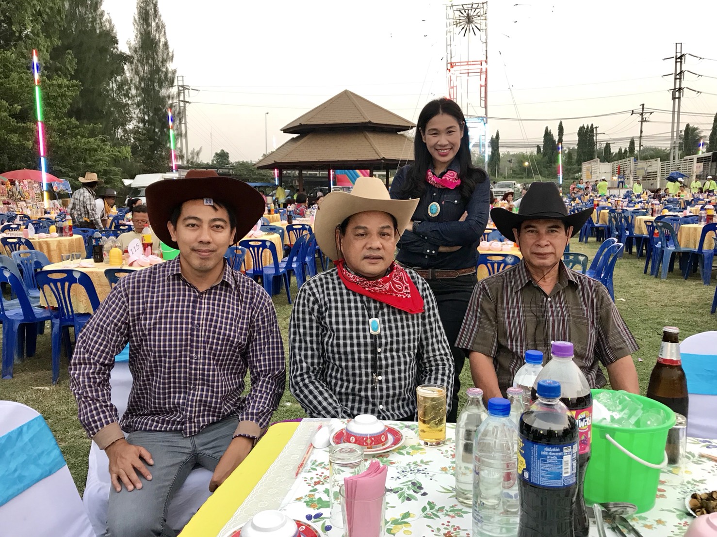 พัฒนาการจังหวัดราชบุรี  ร่วมเปิดงานสตรีสัมพันธ์คนงามบ้านโป่ง