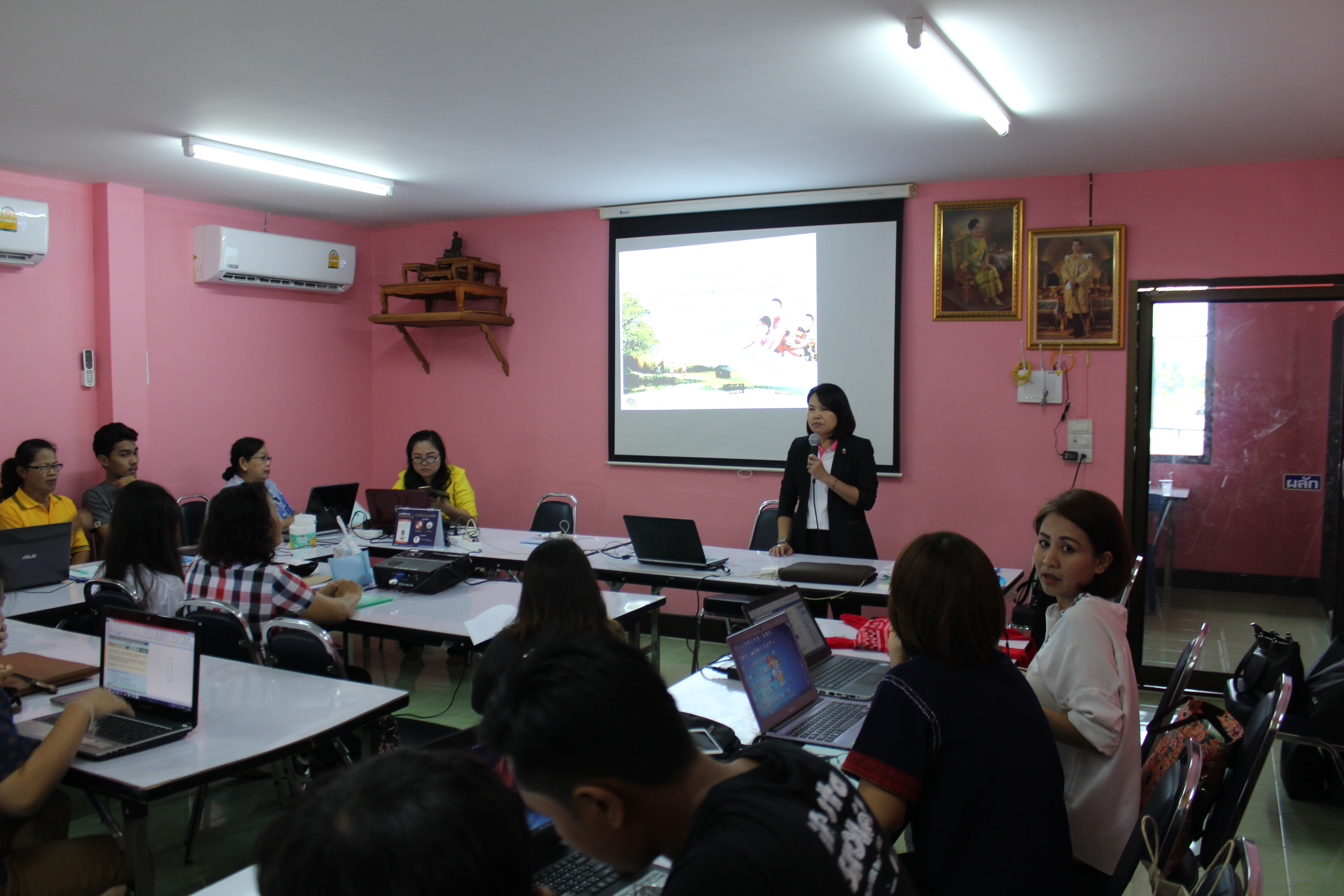 วันที่ 19 – 21 มีนาคม 2561 จังหวัดราชบุรี  อบรมการจัดทำสารสนเทศตำบลต้นแบบเพื่อการพัฒนาคุณภาพชีวิต