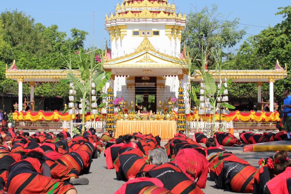 ราชบุรี รำถวายสักการะ (รำถวายมือ) ในงานสักการะศาลเจ้าพ่อหลักเมือง