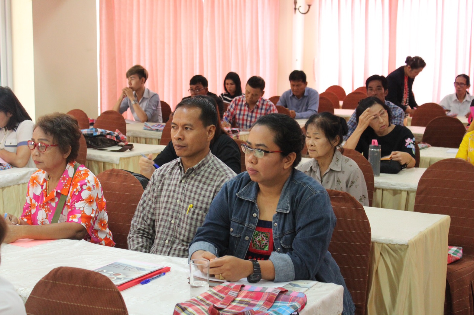 ราชบุรี”จัดการฝึกอบรมโครงการพัฒนาคุณภาพมาตรฐานผลิตภัณฑ์ OTOP ”