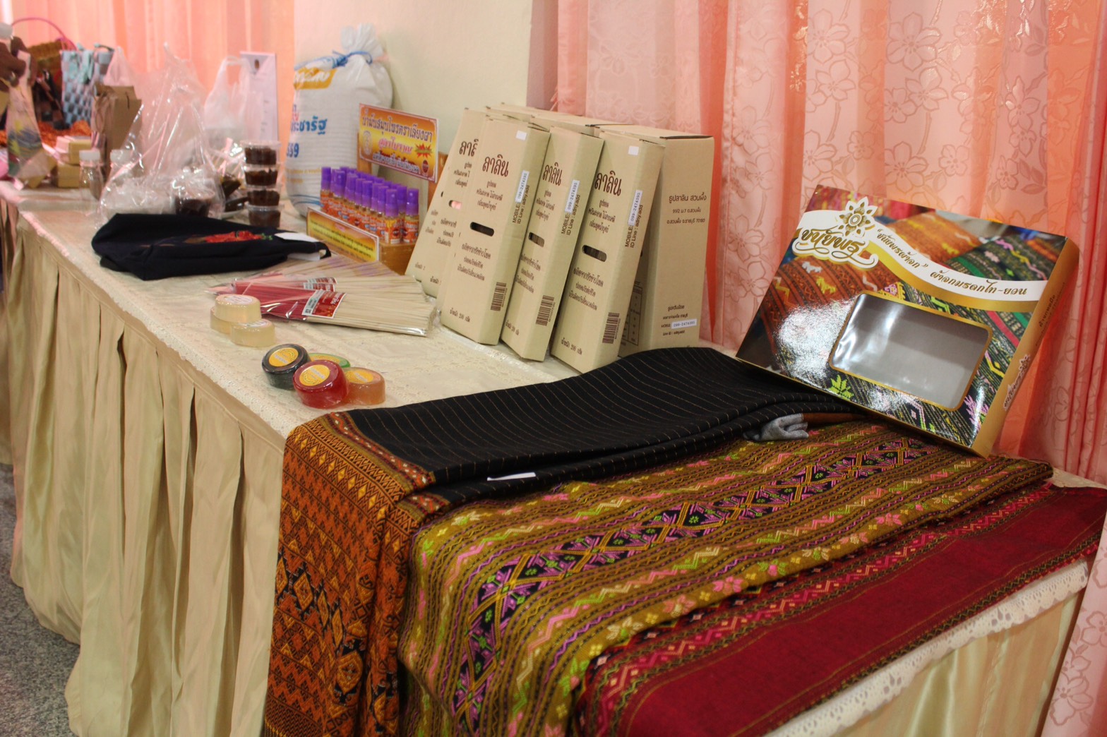 ราชบุรี”จัดการฝึกอบรมโครงการพัฒนาคุณภาพมาตรฐานผลิตภัณฑ์ OTOP ”