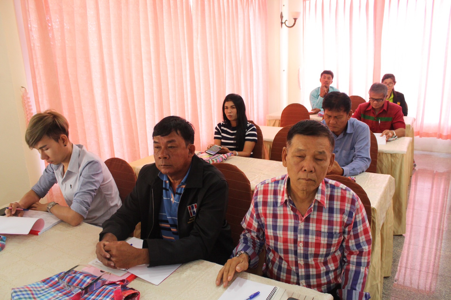 ราชบุรี”จัดการฝึกอบรมโครงการพัฒนาคุณภาพมาตรฐานผลิตภัณฑ์ OTOP ”