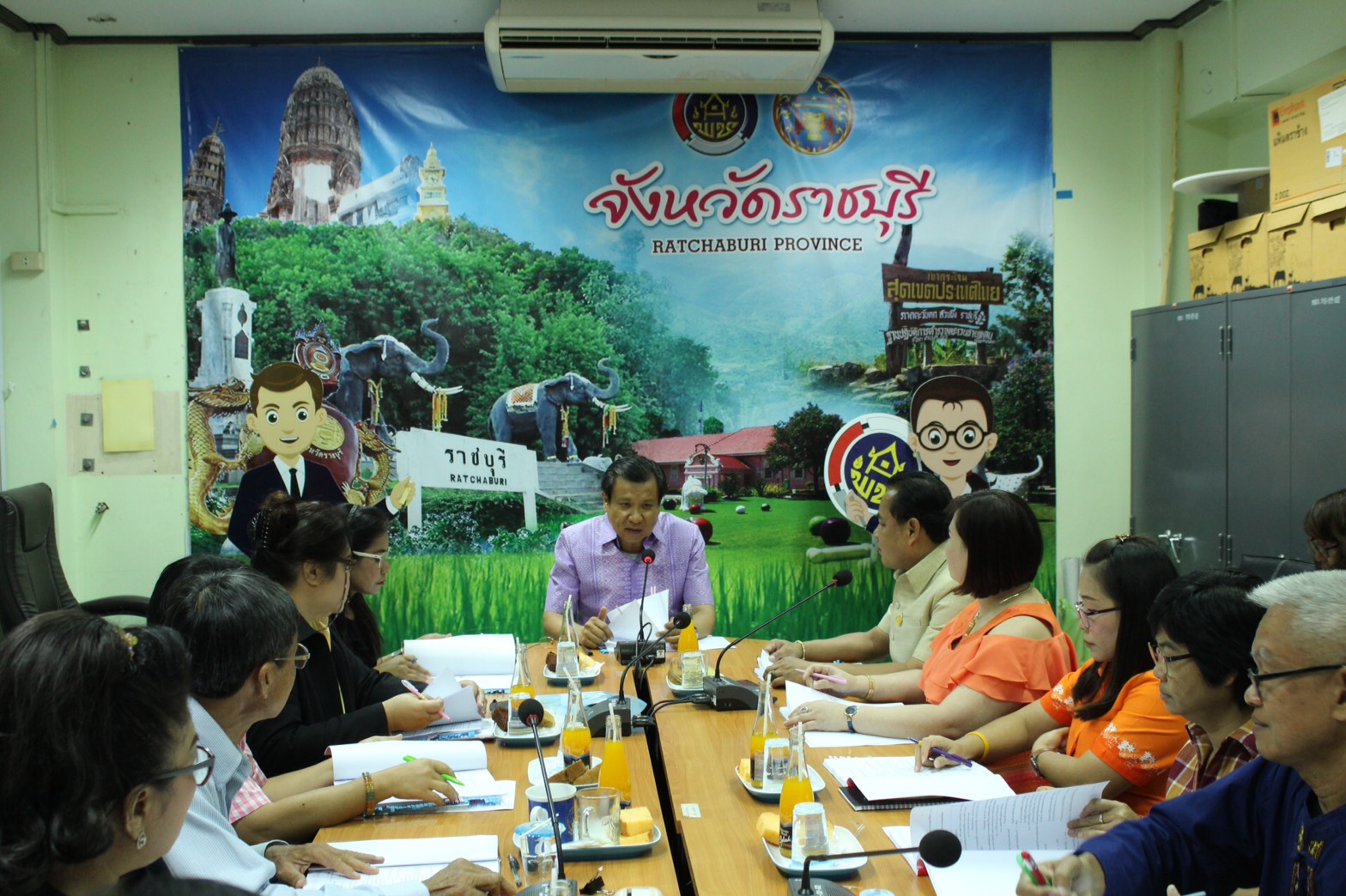 ราชบุรี”ประชุมคณะอนุกรรมการบริหารกองทุนพัฒนาบทบาทสตรีจังหวัดราชบุรี ครั้งที่ 2 / 2561″