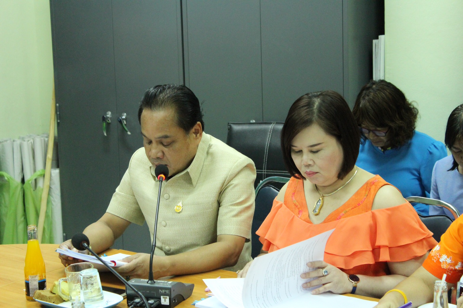 ราชบุรี”ประชุมคณะอนุกรรมการบริหารกองทุนพัฒนาบทบาทสตรีจังหวัดราชบุรี ครั้งที่ 2 / 2561″