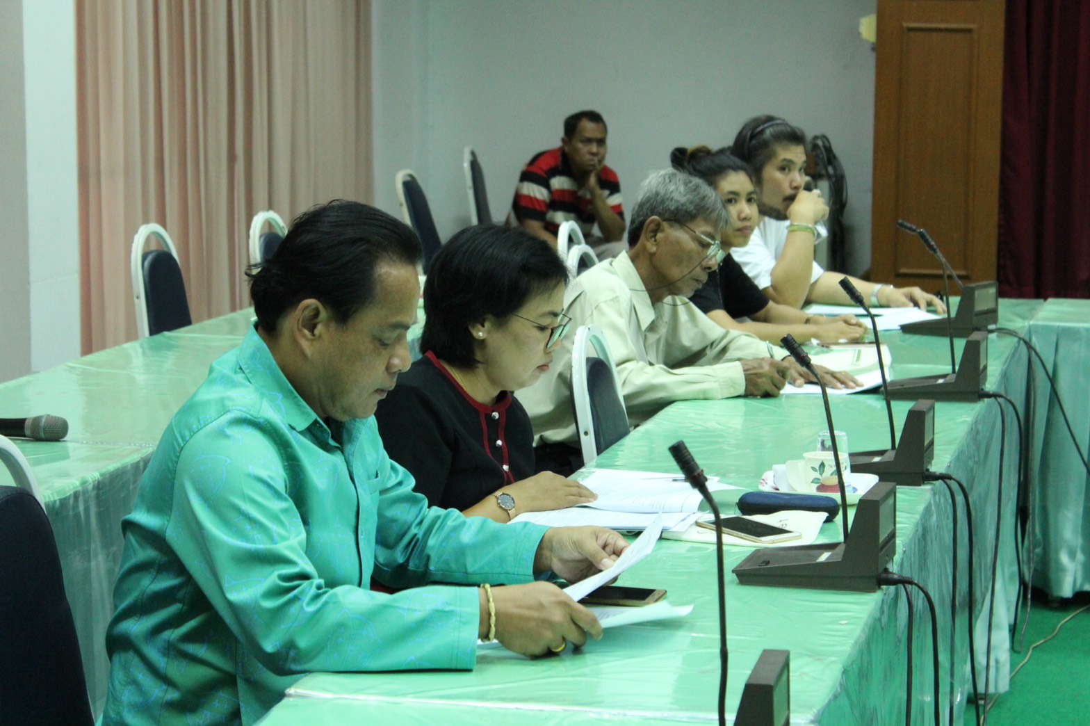 ราชบุรี”ประชุมคณะกรรมการขับเคลื่อนการแก้ไขปัญหาและการพัฒนาตลาดนำ้ดำเนินสะดวก จังหวัดราชบุรี”