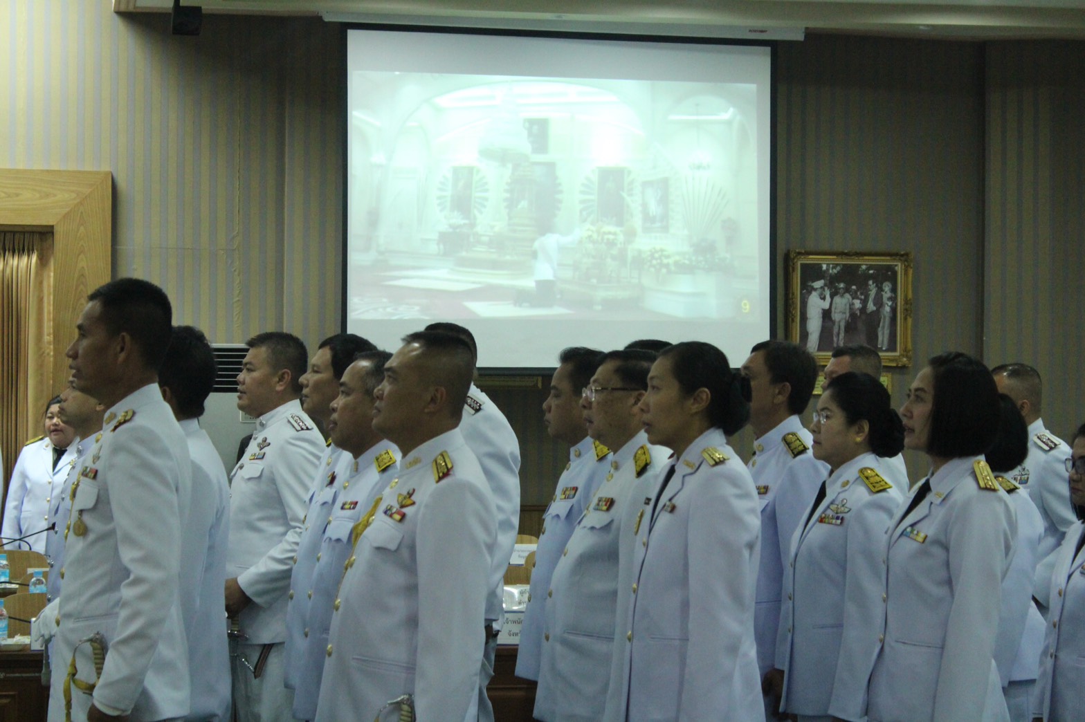 ราชบุรี “จังหวัดราชบุรีจัดงานพิธีวางพวงมาลาถวายราชสักการะพระบาทสมเด็จพระปกเกล้า รัชกาลที่ 7”