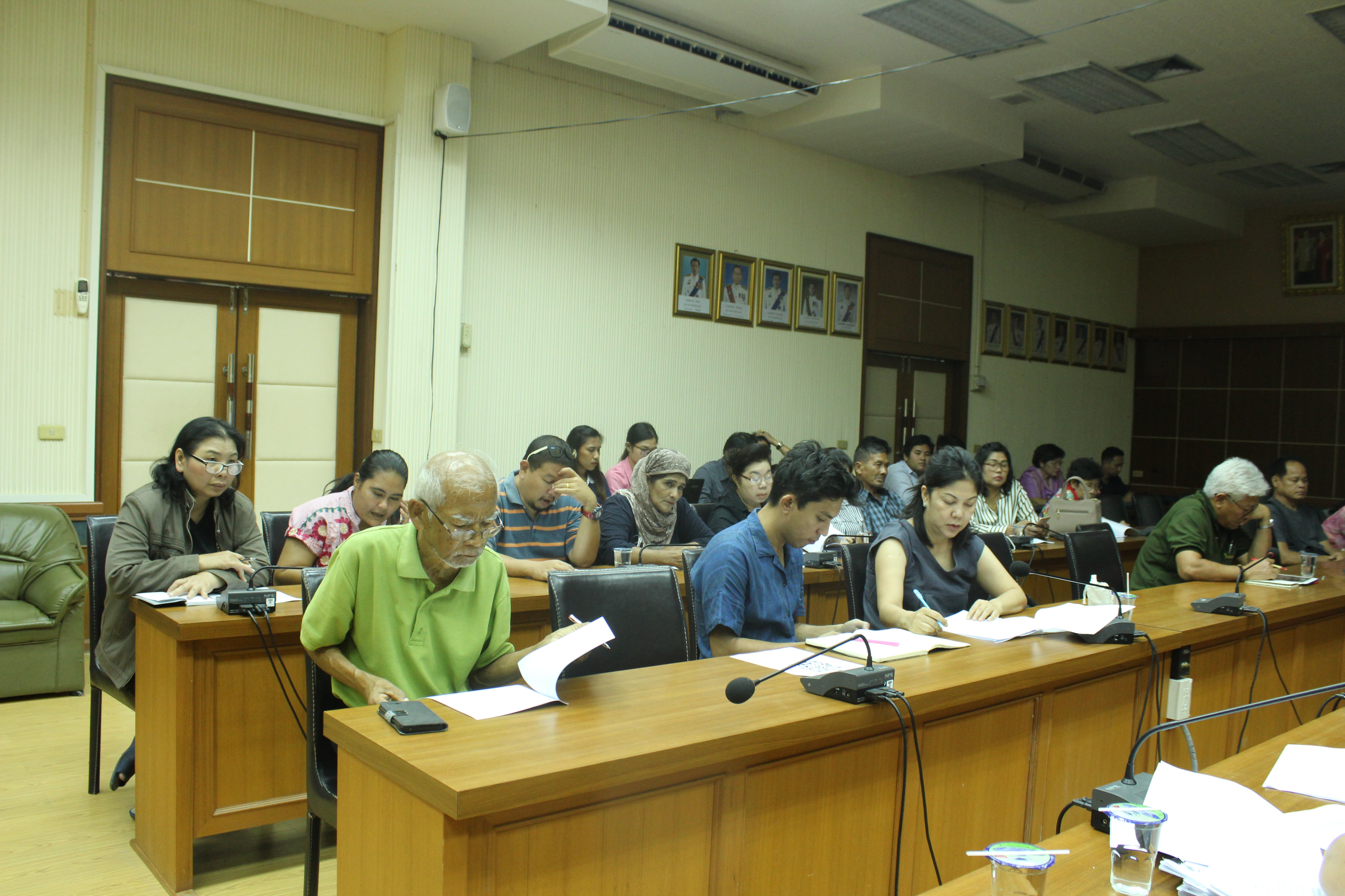 ราชบุรี ‘ประชุมเตรียมความพร้อม งาน OTOP Midyear 2018’